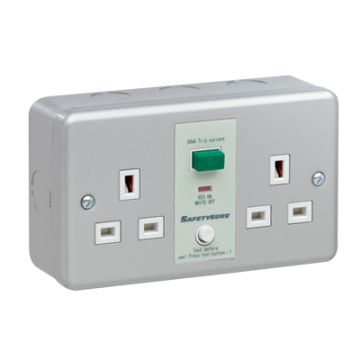 RCD SafetySure Twin U/SW Skt Metal